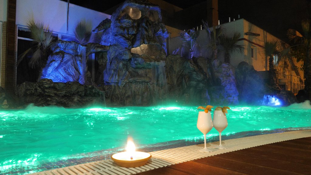 Hotel Pirates Resort.