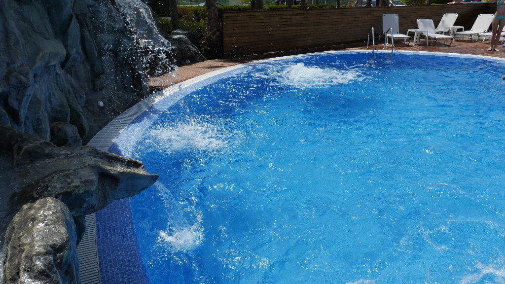 Hotel Pirates Resort.