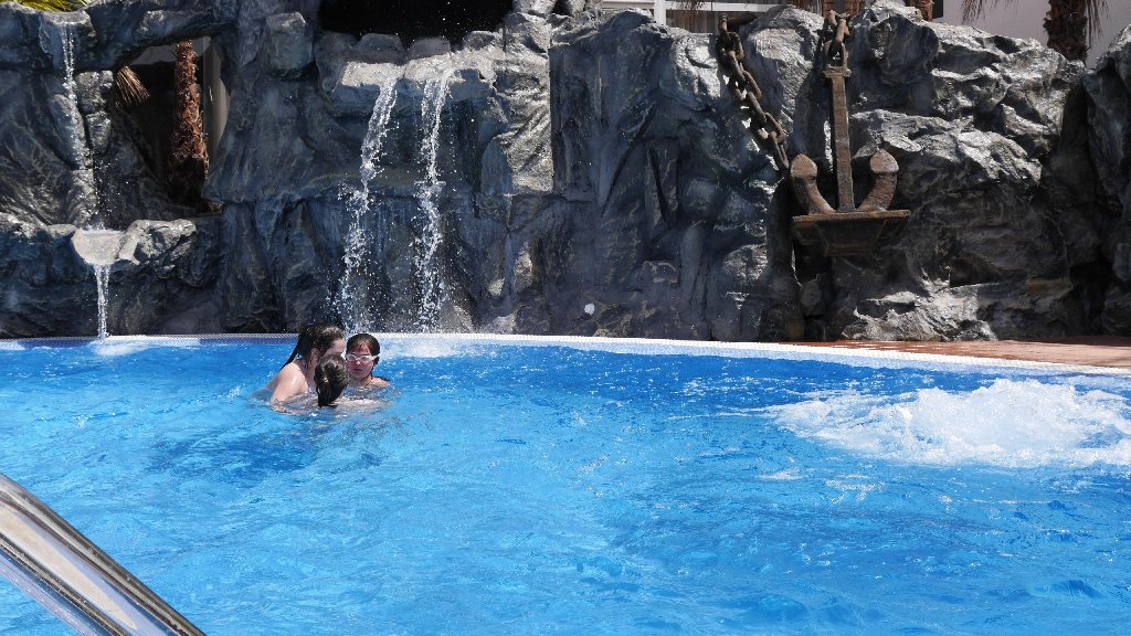 Hotel Pirates Resort.