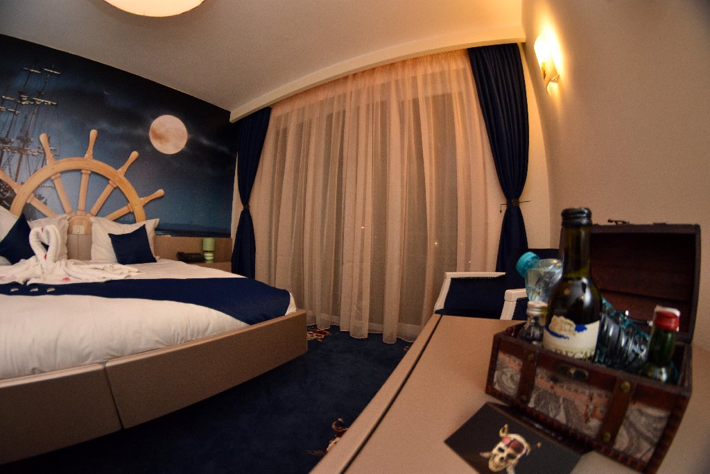 Hotel Pirates Resort.