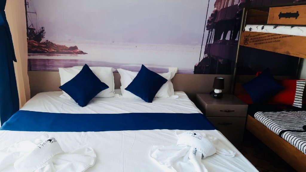 Hotel Pirates Resort.