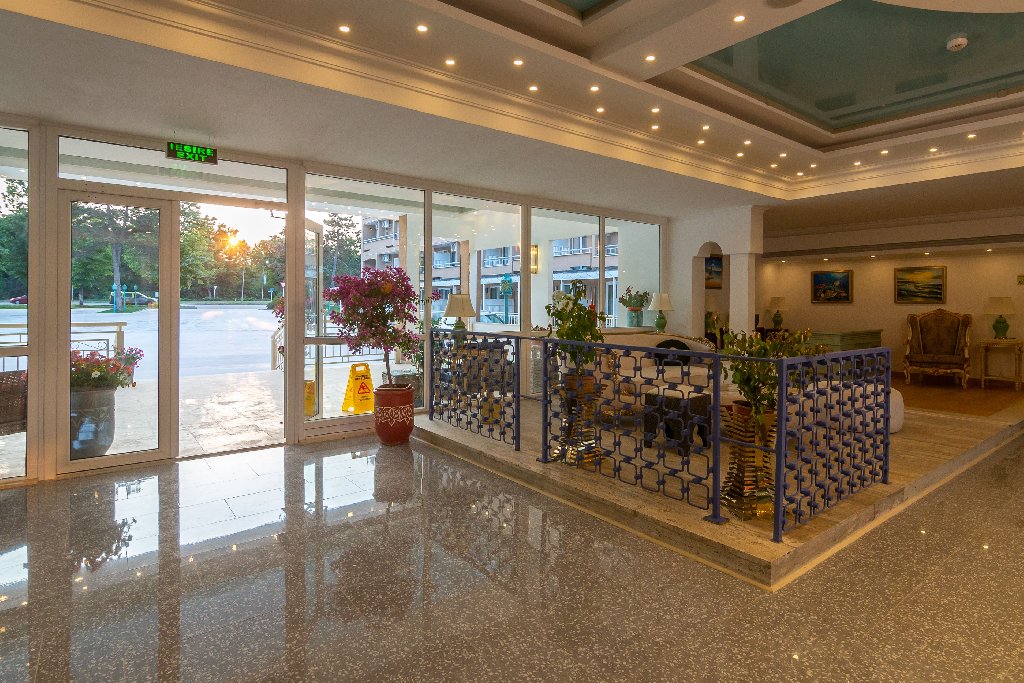 Hotel Craiova By Phoenicia Blue View