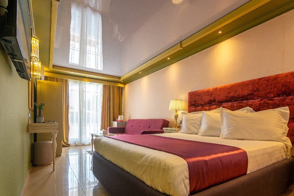 Hotel Craiova By Phoenicia Blue View