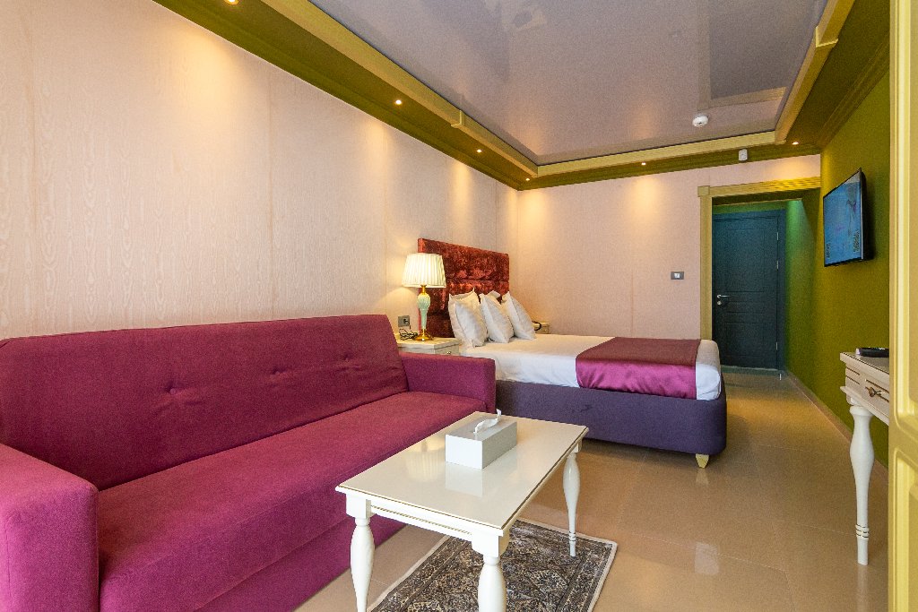 Hotel Craiova By Phoenicia Blue View