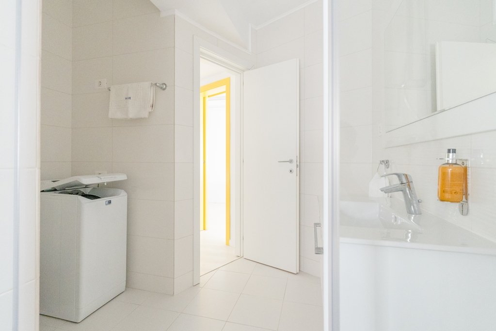 Wave 2 Promenada Apartments.