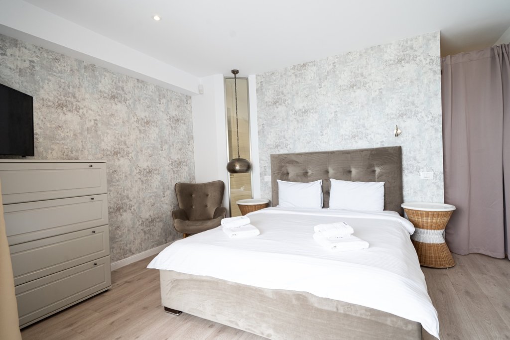 Wave 2 Promenada Apartments.