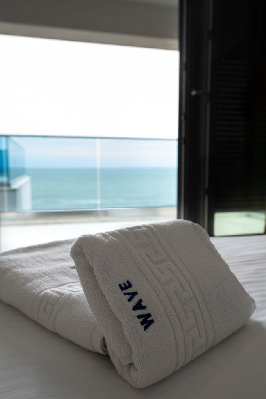 Wave 2 Promenada Apartments.