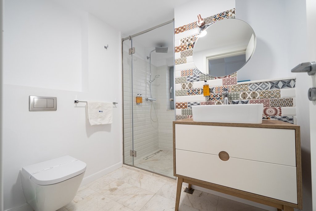 Wave 2 Promenada Apartments.