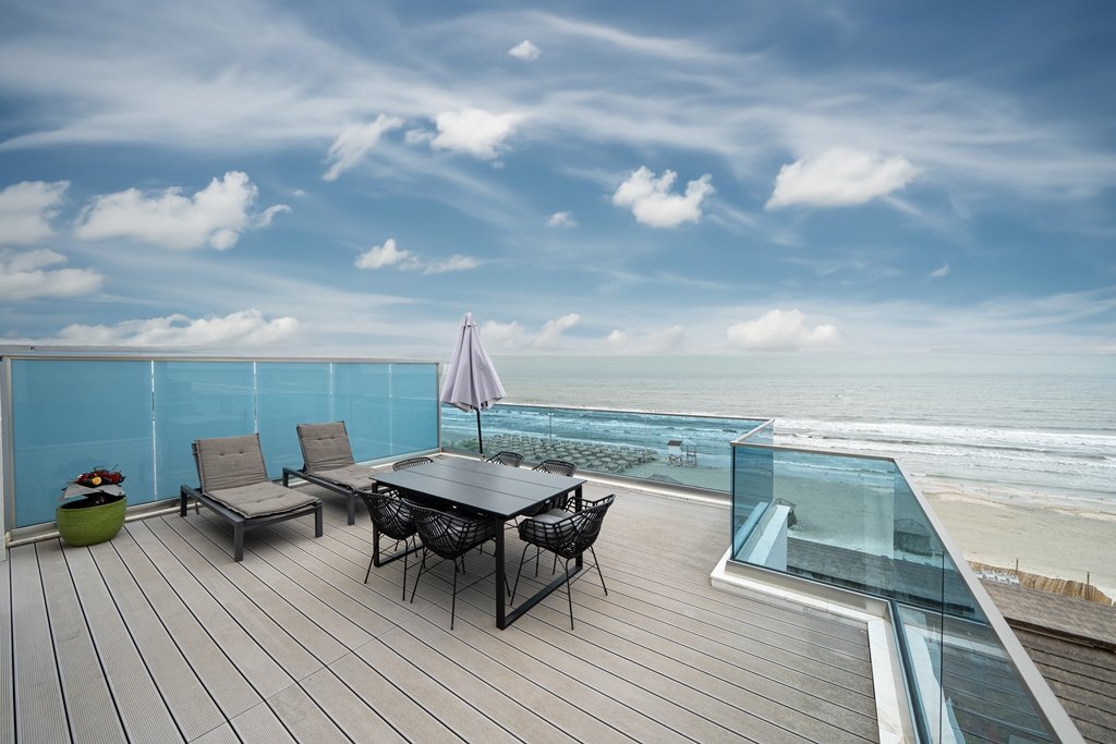 Wave 2 Promenada Apartments.