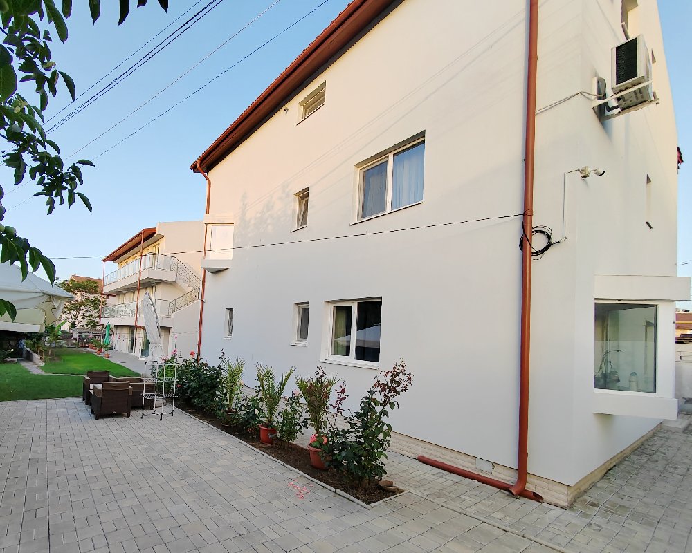 CASA BEYAZ MANGALIA