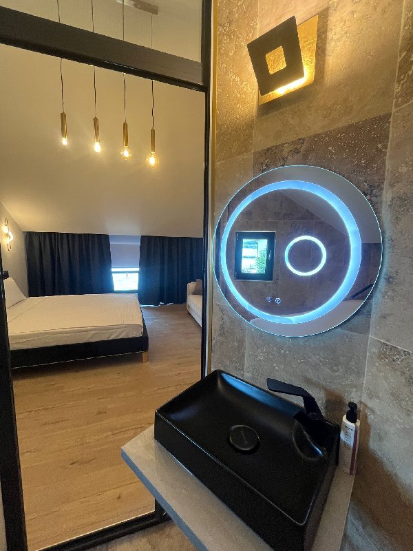 Ambasador - Riviera 990 - Adult Only 14+