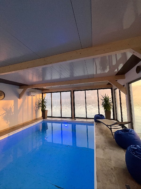 Ambasador - Riviera 990 - Adult Only 14+