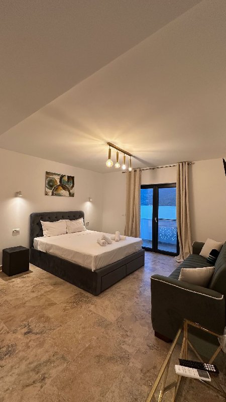 Ambasador - Riviera 990 - Adult Only 14+