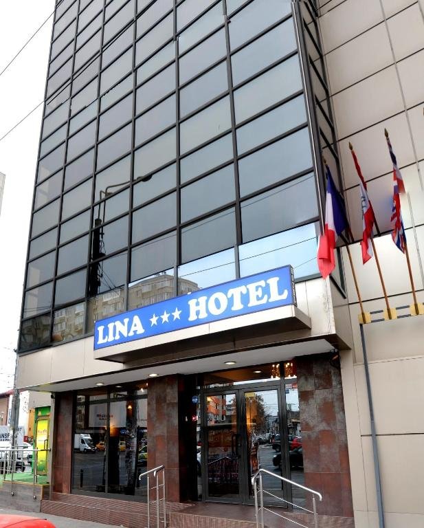 . Hotel Lina