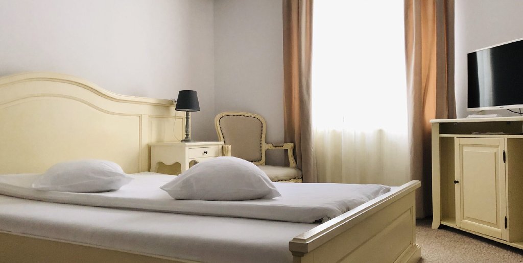 Pensiunea Poiana Izvoarelor.