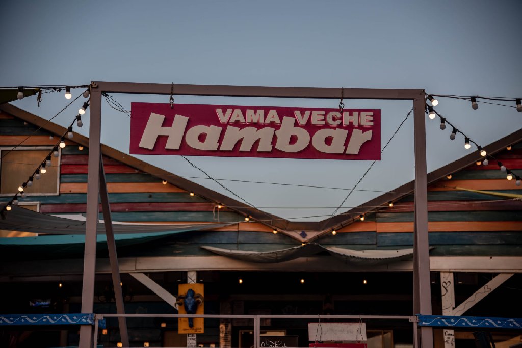 Camere de Inchiriat H by Hambar.