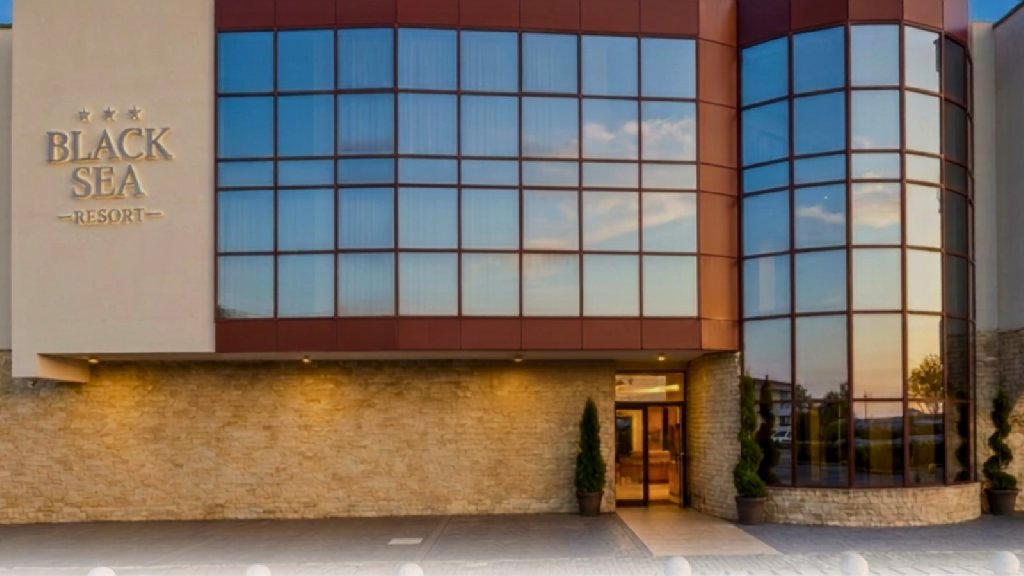 HOTEL BLACK SEA RESORT.