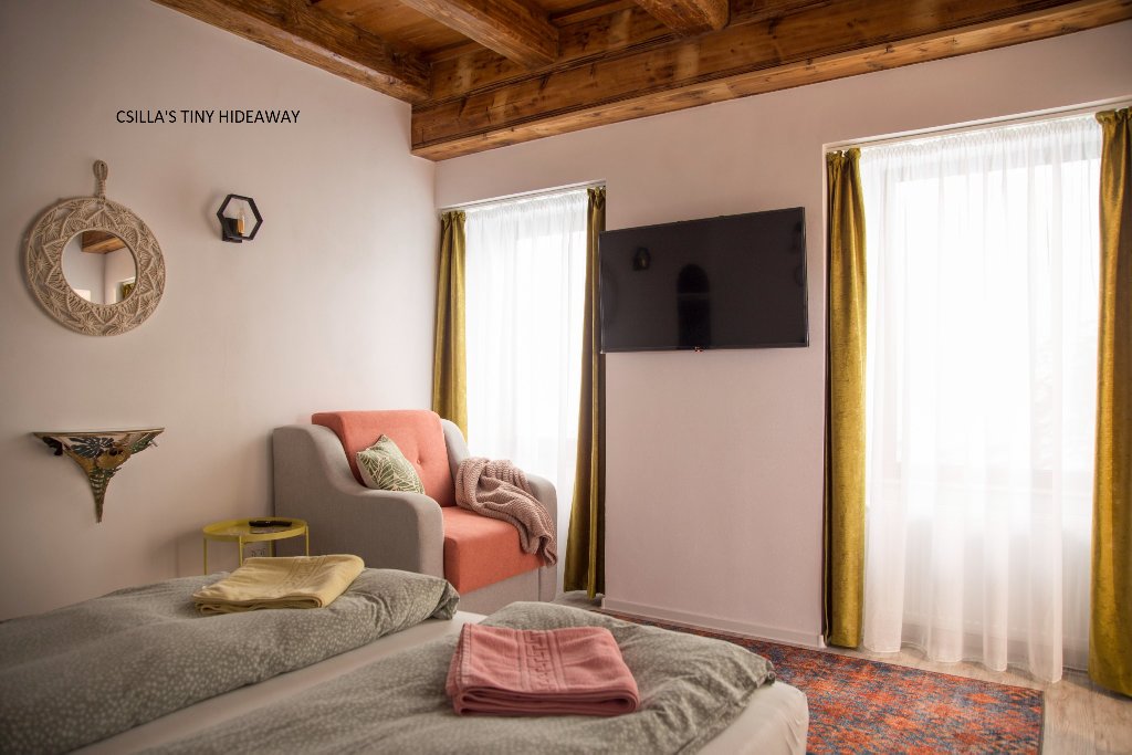 Seek & Hide Csillas Tiny Hideaway.