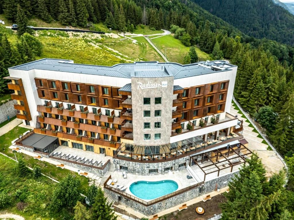 Radisson Blue Sinaia Cota 1400