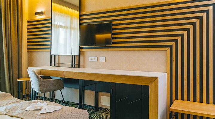 Hotel President Business