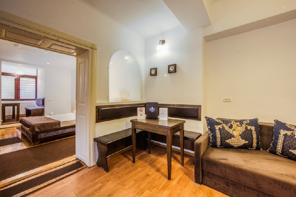 Residence Central Annapolis.