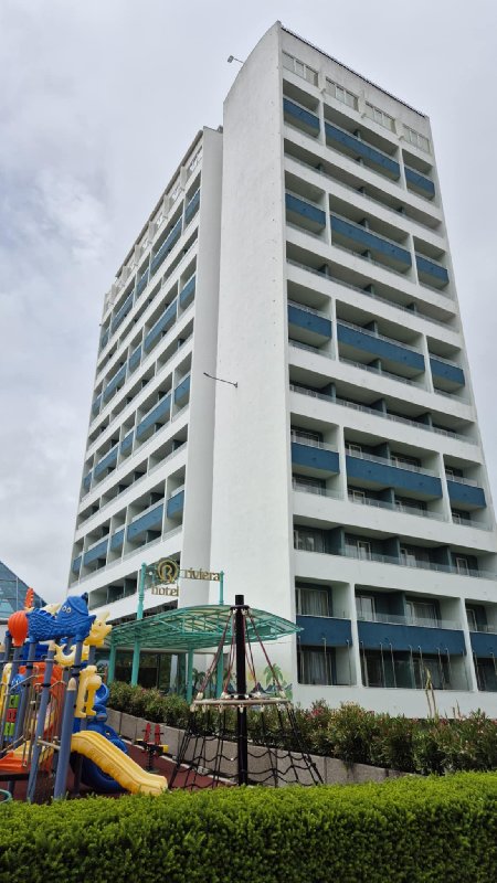 HOTEL RIVIERA.