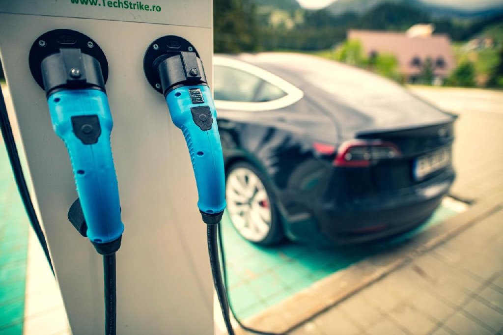 Hotel Pestera Wellness Spa. Moroeni Parcul Bucegi Cota 1610 