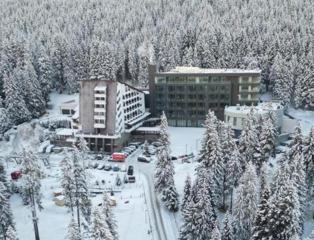 Hotel Pestera Wellness Spa. Moroeni Parcul Bucegi Cota 1610 