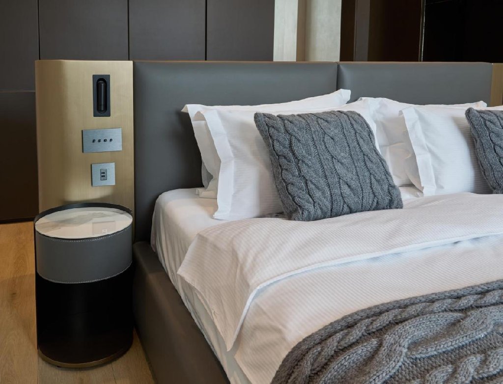 Hotel Pestera Wellness Spa. Moroeni Parcul Bucegi Cota 1610 