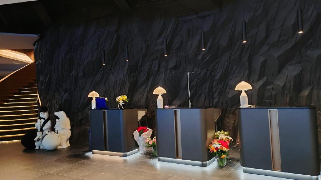 Hotel Pestera Wellness Spa. Moroeni Parcul Bucegi Cota 1610 