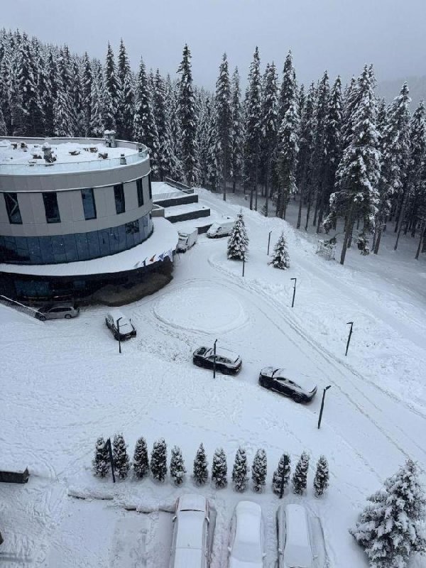 Hotel Pestera Wellness Spa. Moroeni Parcul Bucegi Cota 1610 