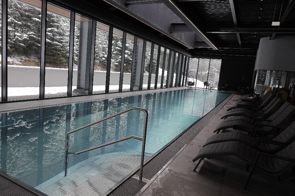 Hotel Pestera Wellness Spa. Moroeni Parcul Bucegi Cota 1610 