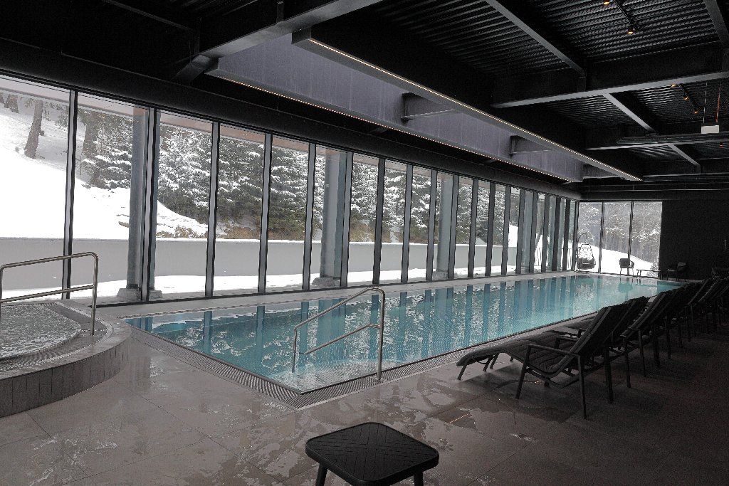 Hotel Pestera Wellness Spa. Moroeni Parcul Bucegi Cota 1610 