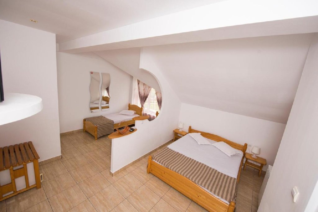 Complex Turistic Steaua Apelor.