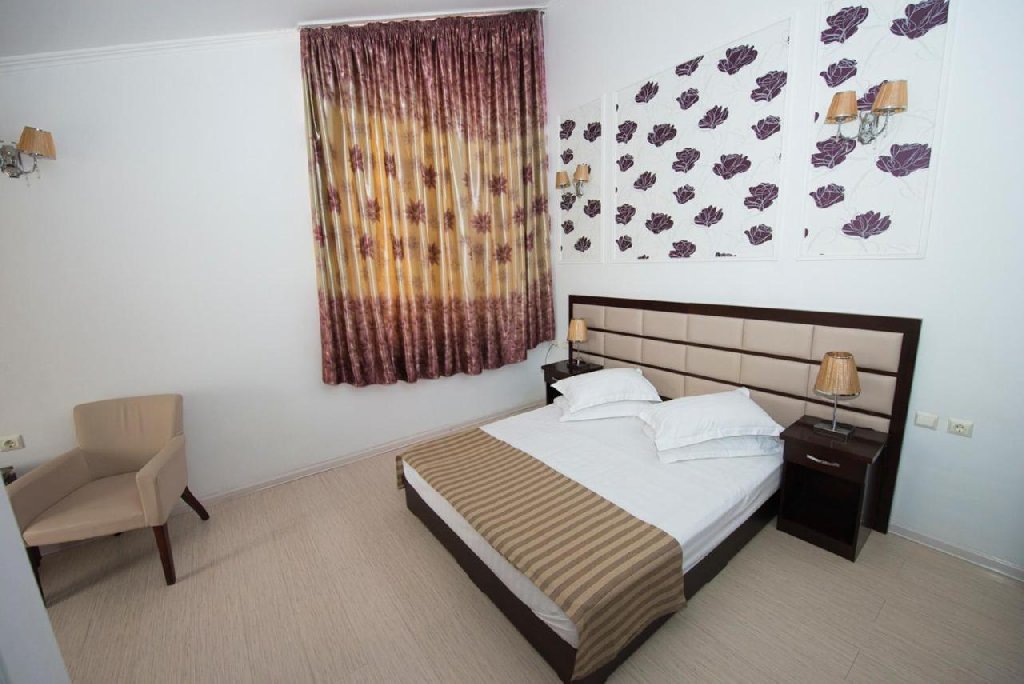 Complex Turistic Steaua Apelor.