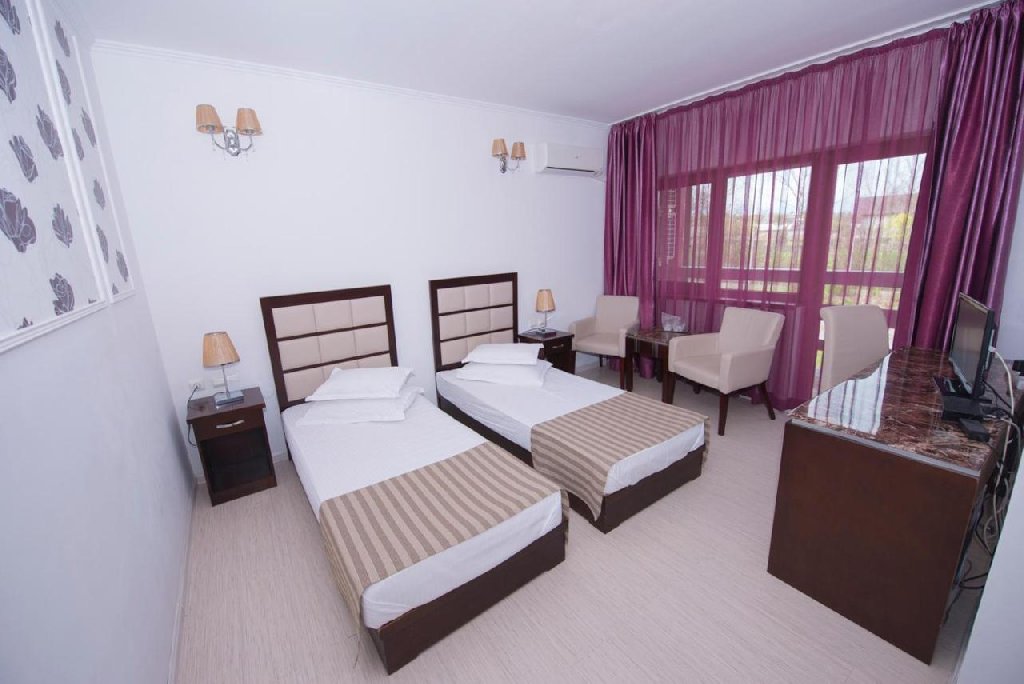 Complex Turistic Steaua Apelor.