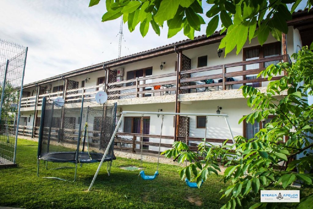 Complex Turistic Steaua Apelor.