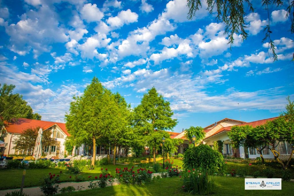 Complex Turistic Steaua Apelor.