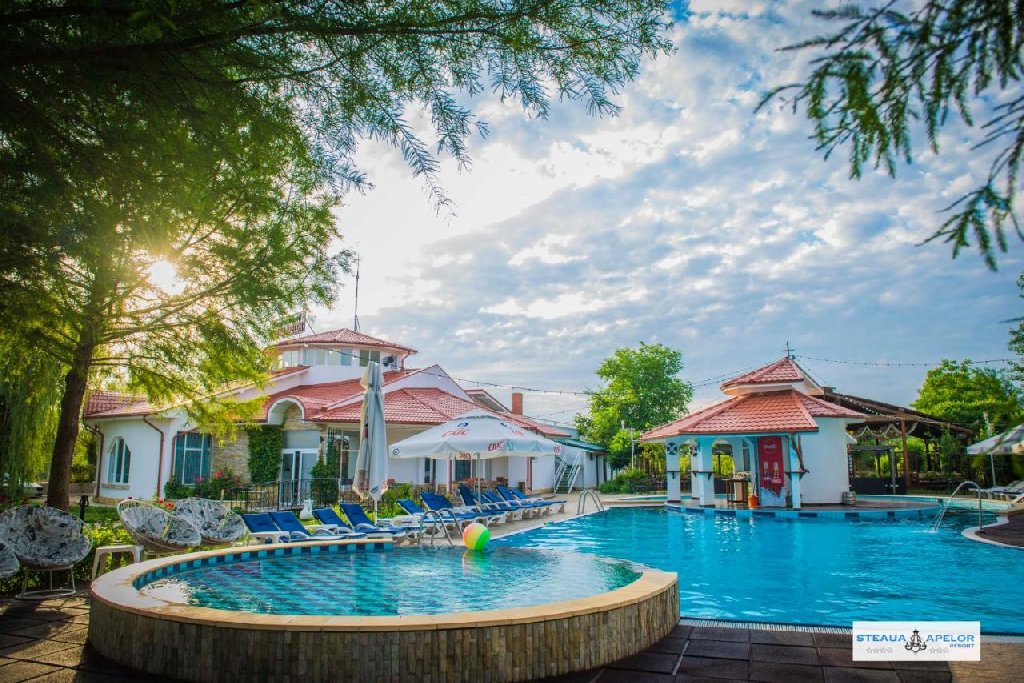 Complex Turistic Steaua Apelor.