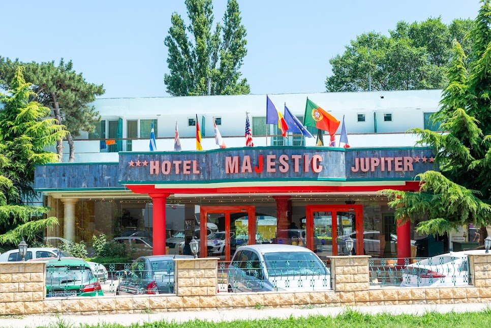HOTEL MAJESTIC JUPITER