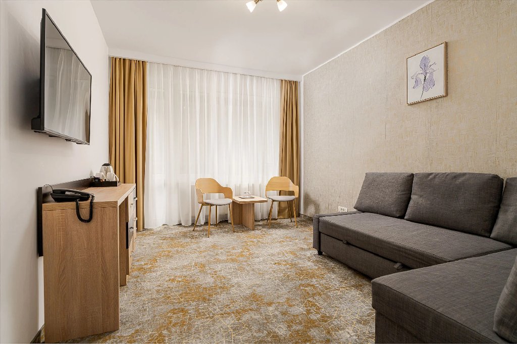 Complex Balnear Cozia - Corp Caciulata.