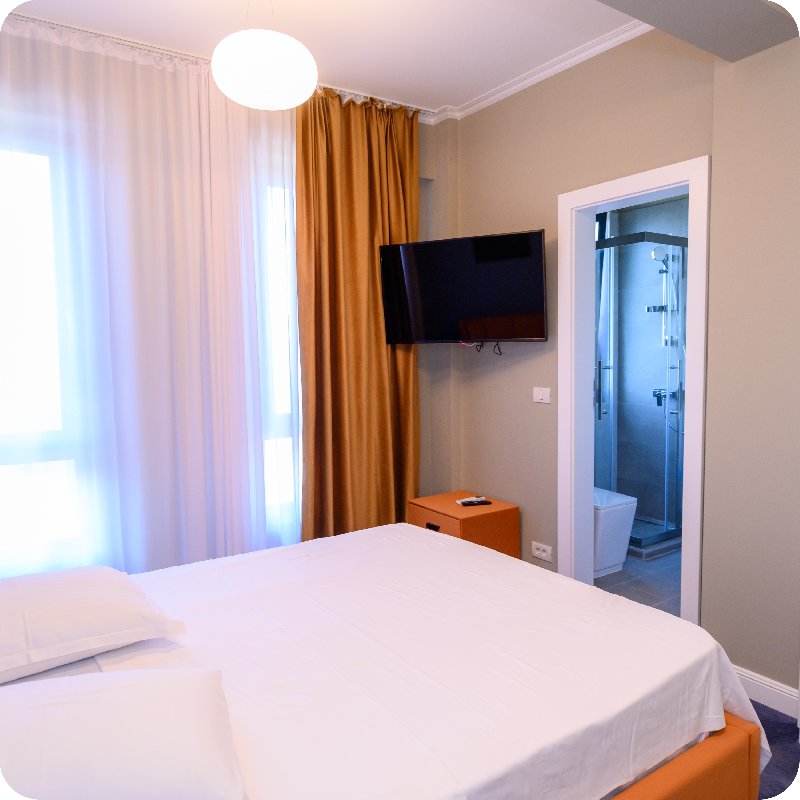 AQUARIUM RESIDENCE PENTHOUSE 7.