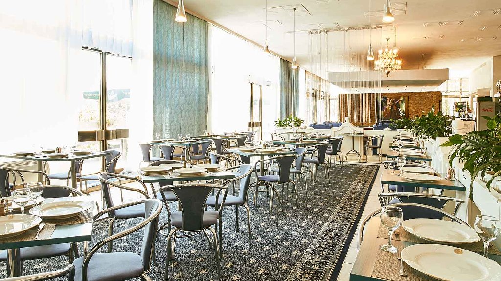 Hotel Continental Drobeta Turnu Severin.