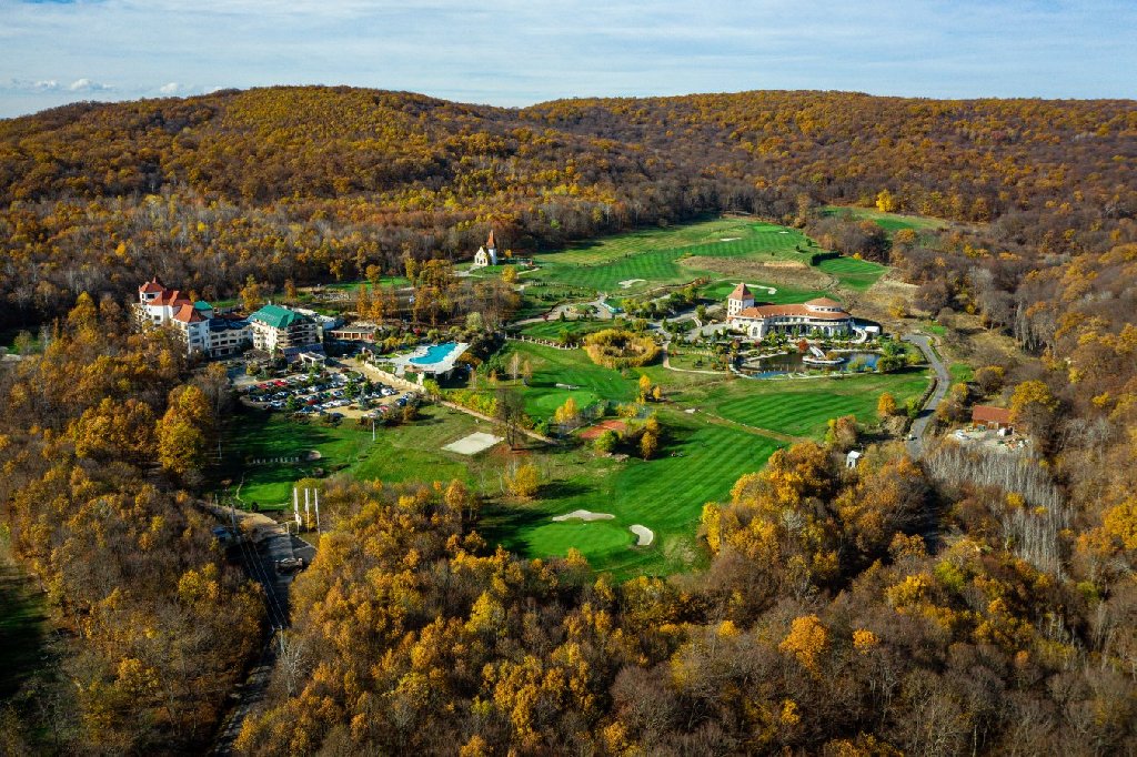 SUNGARDEN GOLF AND SPA RESORT