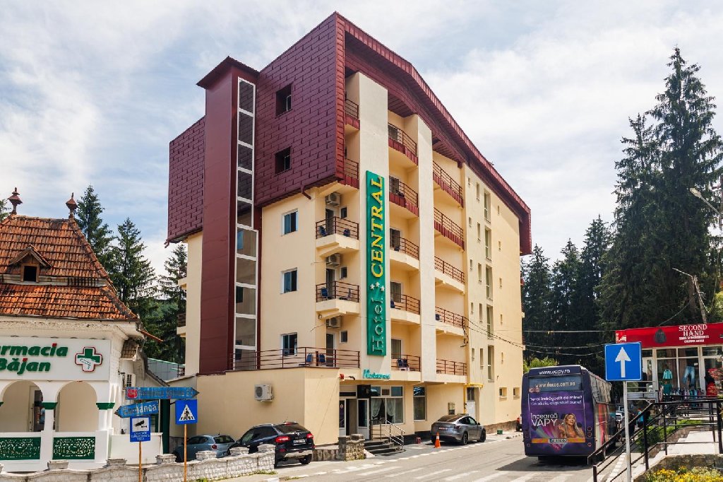 HOTEL CENTRAL